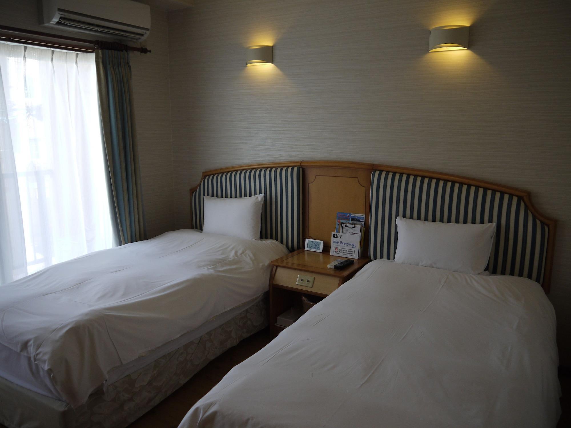 Seaside Hotel The Beach Chatan Ngoại thất bức ảnh